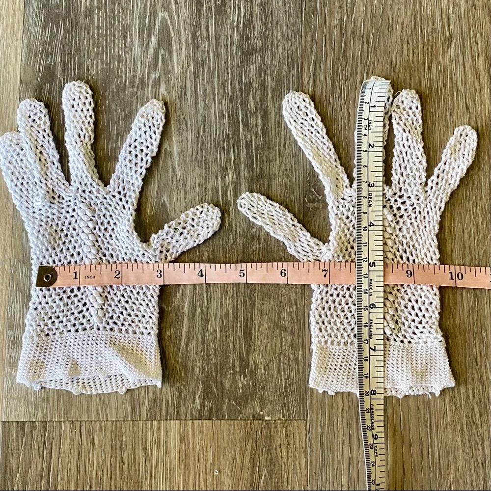 Vintage Stretch Lace Knit Crochet Dainty Lolita Short Gloves